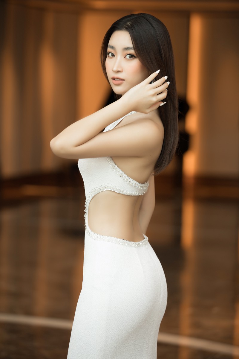 hoa hau do my linh va loat nguoi tinh tin don tung gay bao cong dong mang6 hoa hau do my linh va loat nguoi tinh tin don tung gay bao cong dong mang6