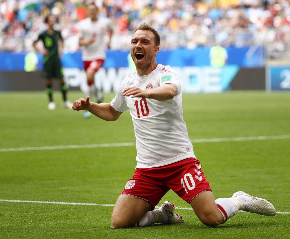 christian eriksen tai xuat ghi ban an tuong vao luoi ha lan2