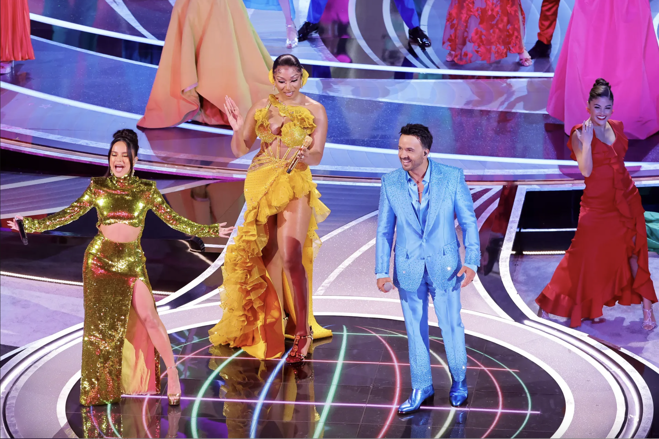 nhung khoanh khac an tuong tai le trao giai oscar 2022 11