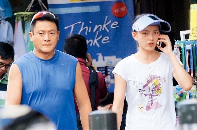 tin tuc sao hoa ngu moi nhat ngay 31 3 2022 uong tieu phi buc xuc vi phat ngon cua em gai tu hy vien2 tin tuc sao hoa ngu moi nhat ngay 31 3 2022 uong tieu phi buc xuc vi phat ngon cua em gai tu hy vien2