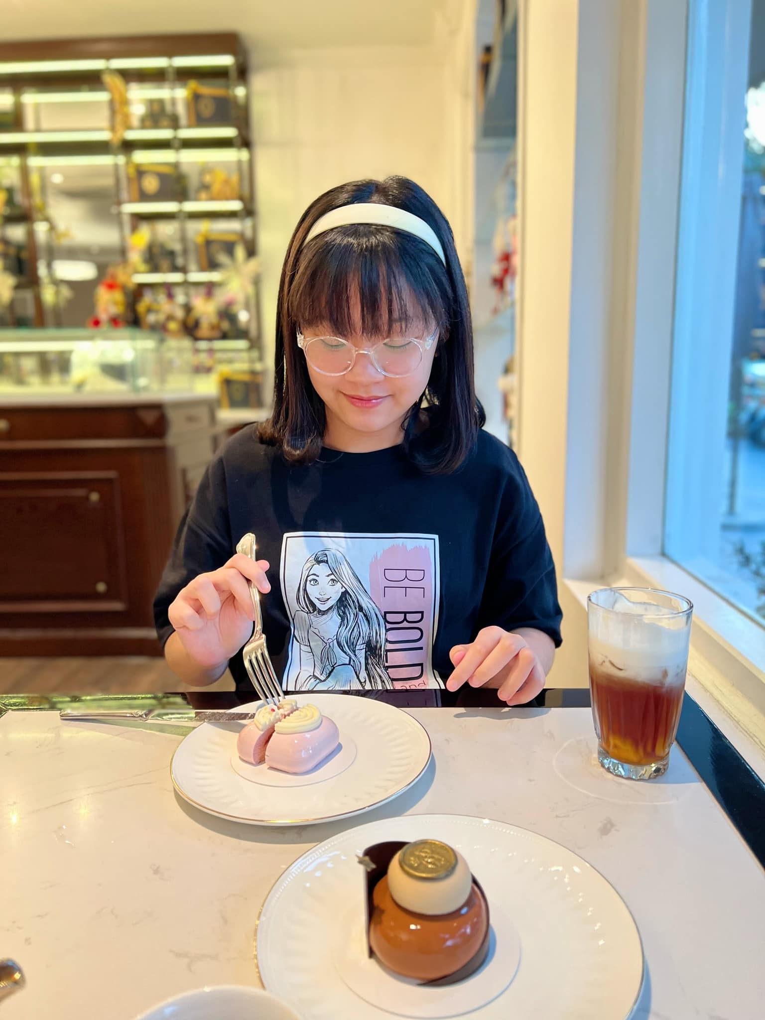 con gai mc diep chi cao ngang me ra dang thieu nu o tuoi 11 6 con gai mc diep chi cao ngang me ra dang thieu nu o tuoi 11 6