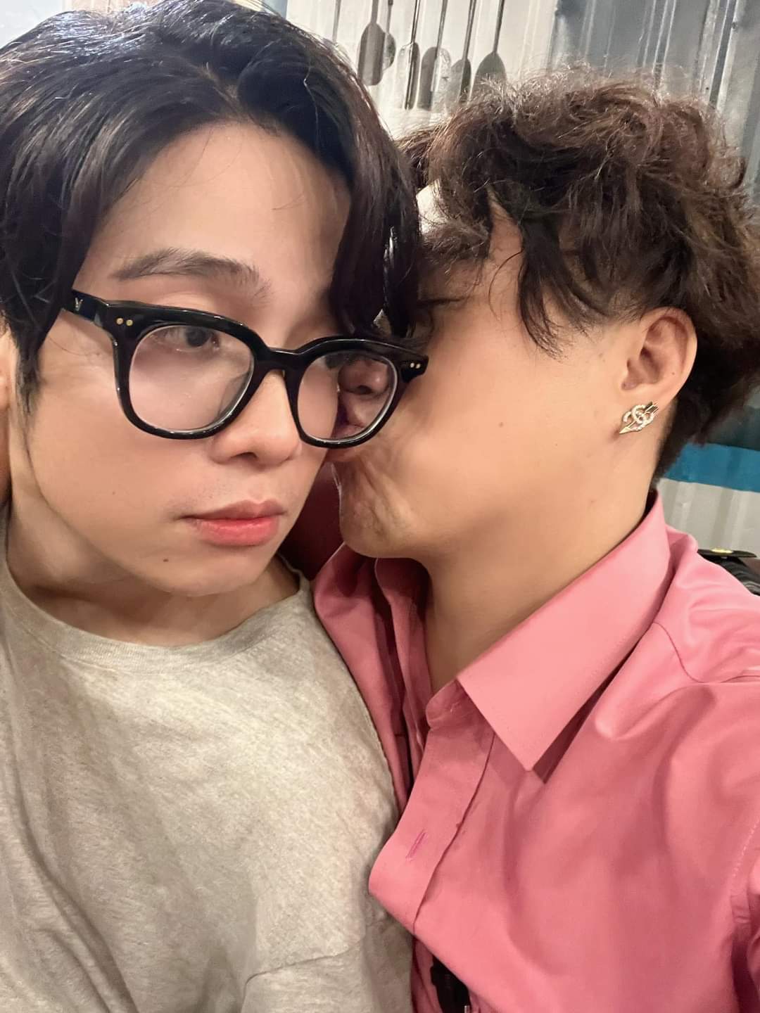 vuong tin don hen ho bui anh tuan sau loat anh tinh cam trung quan idol noi gi2 vuong tin don hen ho bui anh tuan sau loat anh tinh cam trung quan idol noi gi2