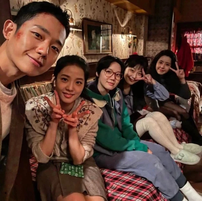 jisoo blackpink hoi ngo dan sao snowdrop nhan sac doi thuong khien ai cung bat ngo4 jisoo blackpink hoi ngo dan sao snowdrop nhan sac doi thuong khien ai cung bat ngo4