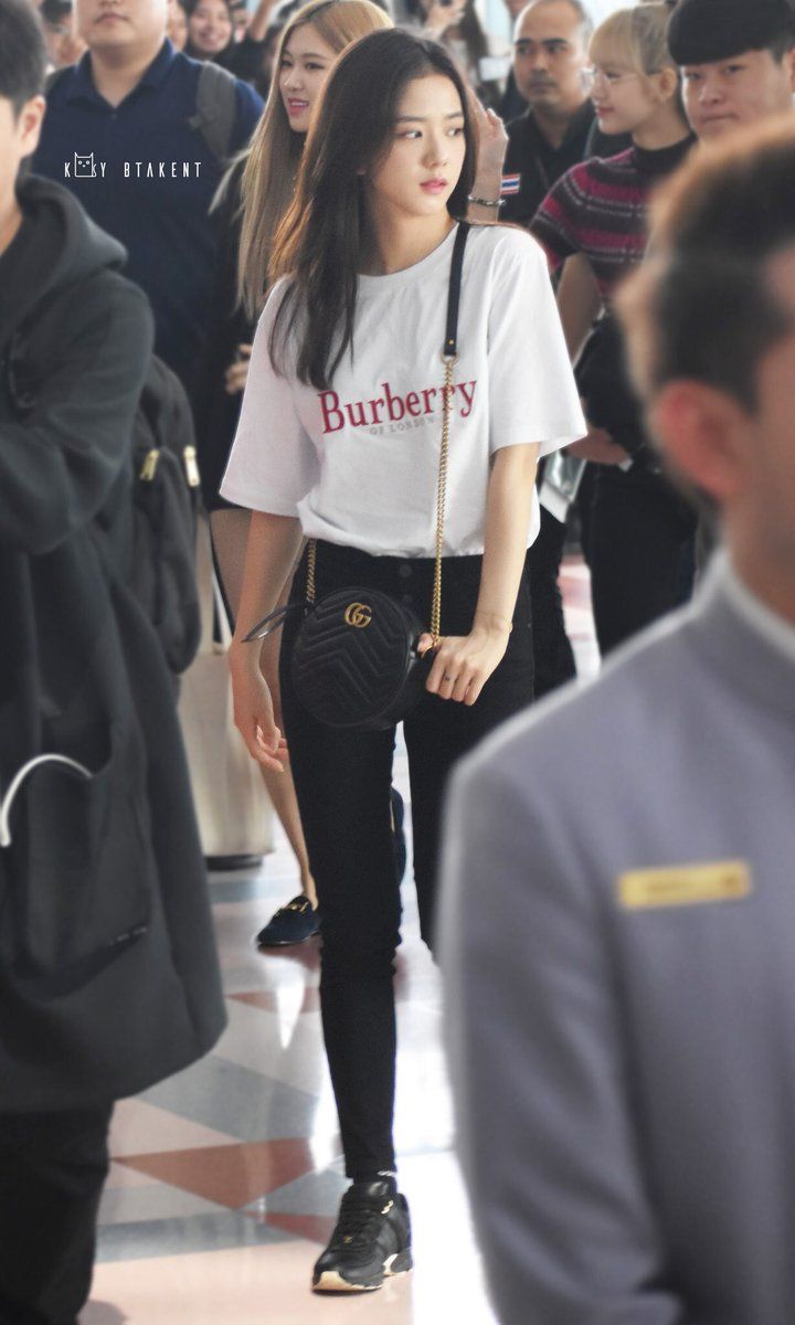 jisoo blackpink hoi ngo dan sao snowdrop nhan sac doi thuong khien ai cung bat ngo5 jisoo blackpink hoi ngo dan sao snowdrop nhan sac doi thuong khien ai cung bat ngo5