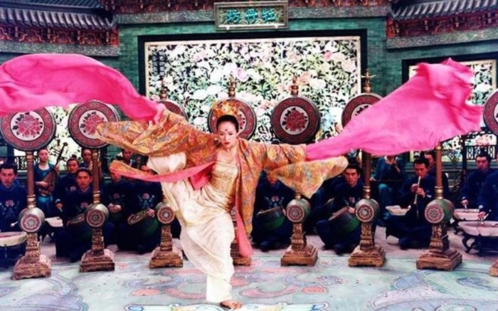 visual gay thuong nho cua chuong tu di trong thap dien mai phuc bong hot tro lai5 copy