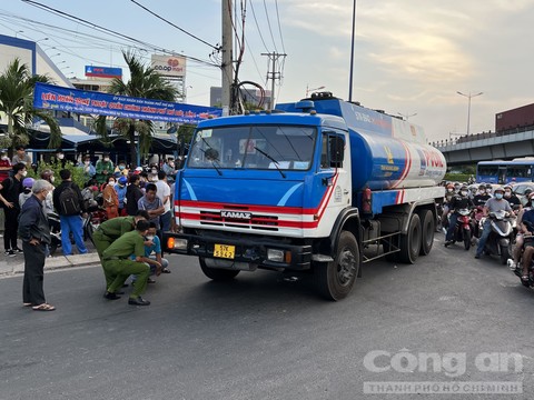 tp hcm nu hieu truong mam non tu vong vi bi xe bon can tu vong2 tp hcm nu hieu truong mam non tu vong vi bi xe bon can tu vong2