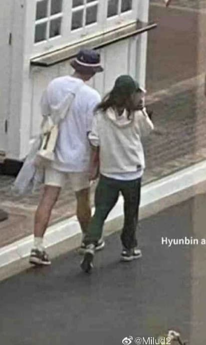 fan chup trom khoanh khac hyun bin son ye jin xem bong ro tai my4
