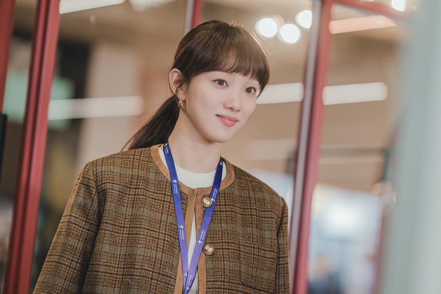 gu thoi trang xin xo cua sao nu trong phim han 2022 7