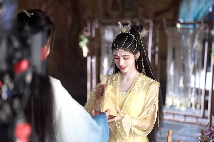 cuc tinh y va loat tao hinh sen sua gay tranh cai3 copy cuc tinh y va loat tao hinh sen sua gay tranh cai3 copy