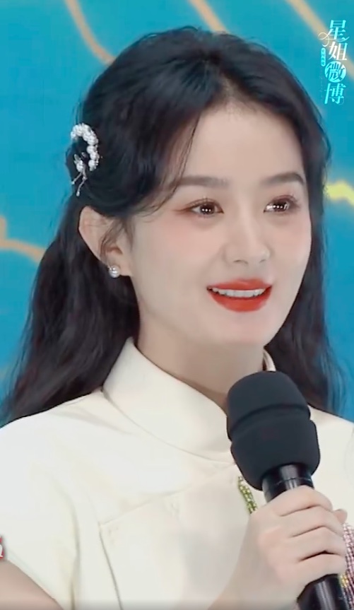 trieu le dinh khien fan me man voi tao hinh dam chat tieu thu9 copy trieu le dinh khien fan me man voi tao hinh dam chat tieu thu9 copy