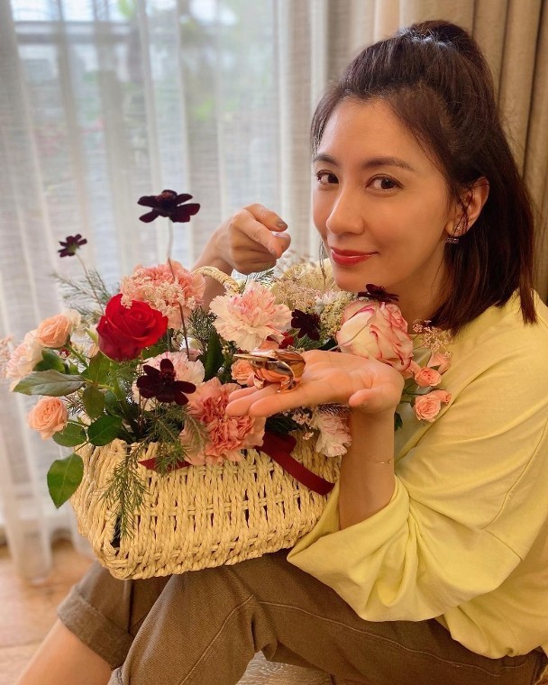 tin tuc sao hoa ngu moi nhat ngay 9 5 2022 pham bang bang tiet lo la tru cot cua gia dinh5