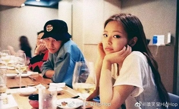 jennie blackpink va g dragon lo loat bang chung chia tay3