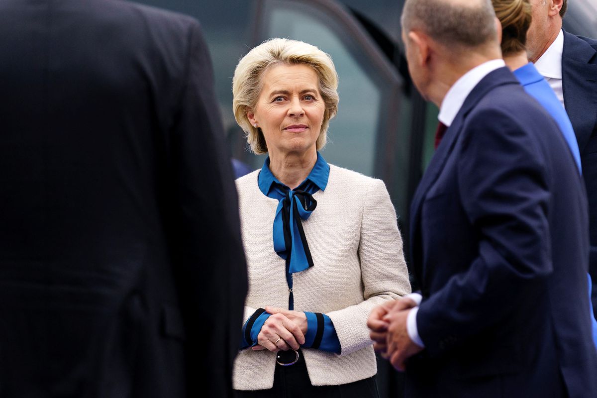 eu can nhac su dung tai san bi dong bang cua cac nha tai phiet nga de tai thiet ukraine1 eu can nhac su dung tai san bi dong bang cua cac nha tai phiet nga de tai thiet ukraine1