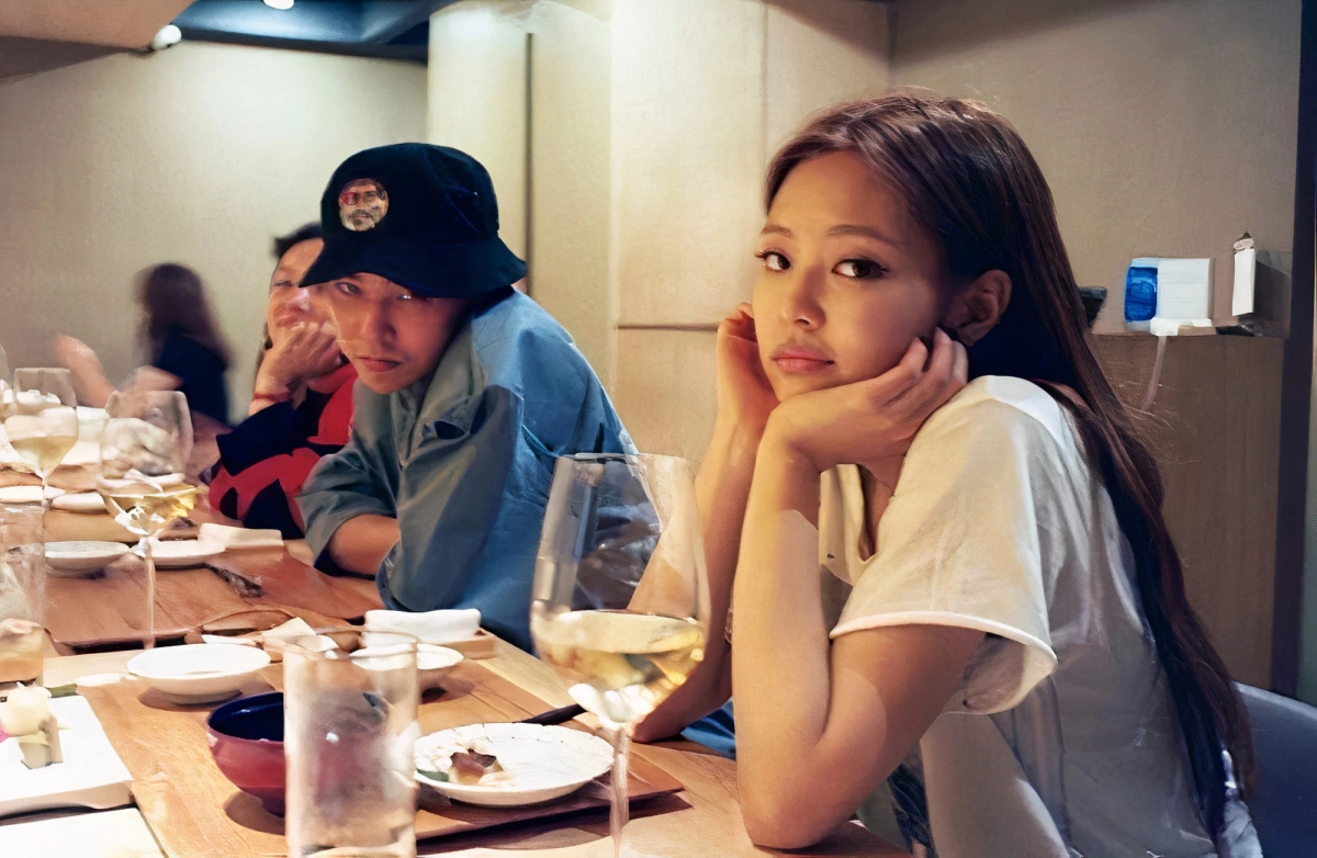 blackpink va nhung lan vuong tin don hen ho khien fan ham mo dung ngoi khong yen3