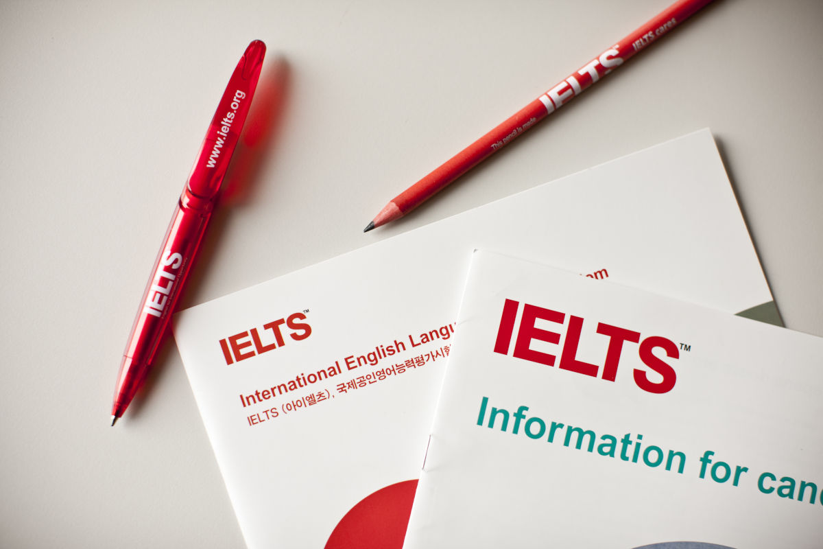 nhung guong mat vang dat ielts 9 tai viet nam thay giao soai ca thi tan 4 lan nhung guong mat vang dat ielts 9 tai viet nam thay giao soai ca thi tan 4 lan