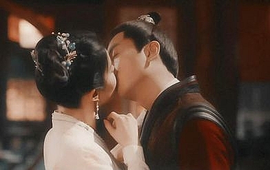 mong hoa luc canh hon mui man cua luu diec phi tran hieu duoc ban tan soi noi1 mong hoa luc canh hon mui man cua luu diec phi tran hieu duoc ban tan soi noi1
