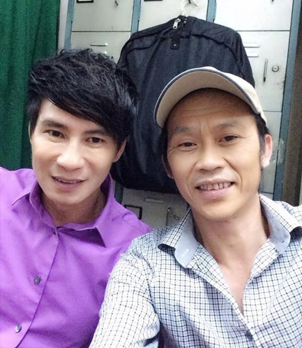 chung khung hinh voi dan anh ly hai hoai linh lo ro dau hieu tuoi tac4 chung khung hinh voi dan anh ly hai hoai linh lo ro dau hieu tuoi tac4