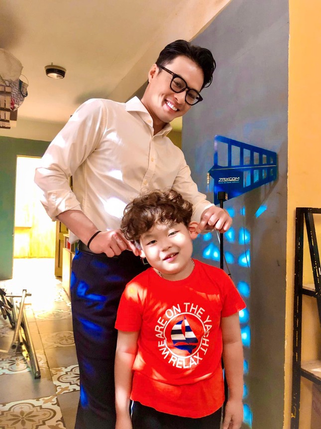 thuong ngay nang ve hong dang banh bao khac thuong he lo ket phim2