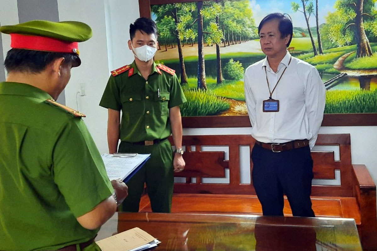 bat tam giam giam doc cdc da nang1 bat tam giam giam doc cdc da nang1