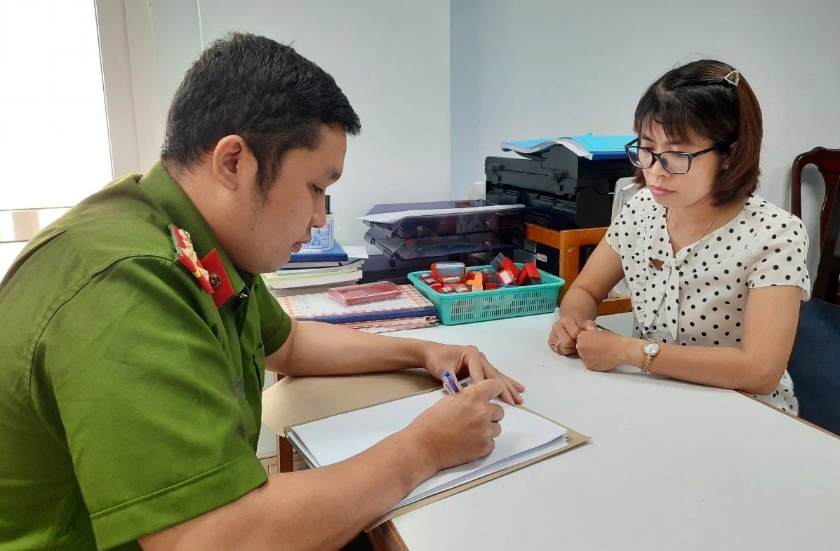 bat tam giam giam doc cdc da nang2 copy bat tam giam giam doc cdc da nang2 copy