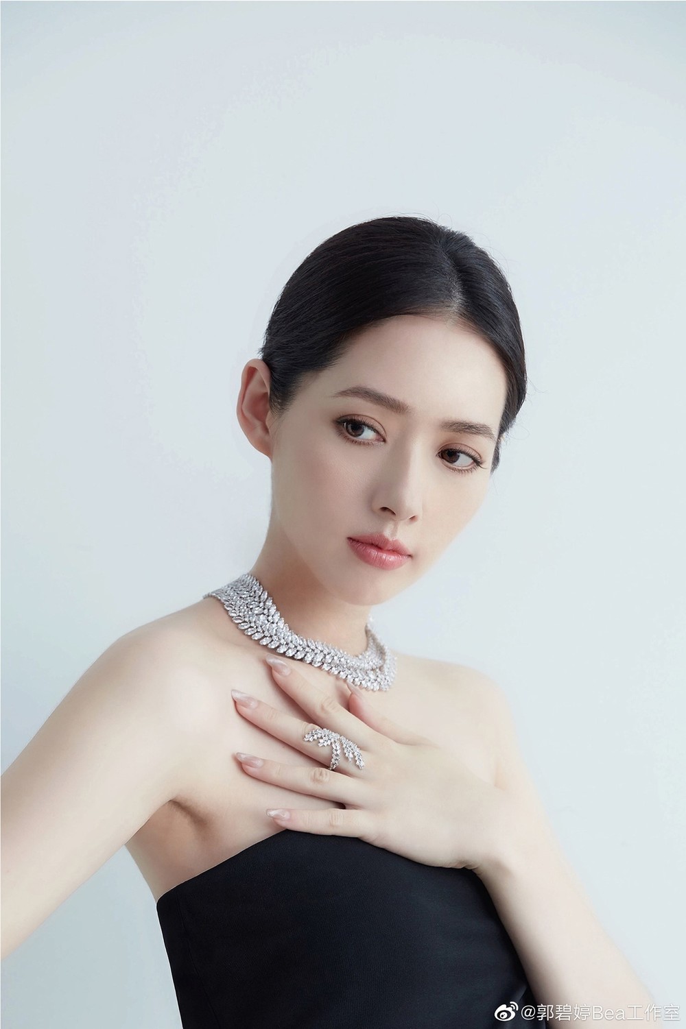 tin tuc sao hoa ngu moi nhat ngay 7 7 2022 bach loc bieu lo 2 sac thai khac biet o hau truong phim41 tin tuc sao hoa ngu moi nhat ngay 7 7 2022 bach loc bieu lo 2 sac thai khac biet o hau truong phim41