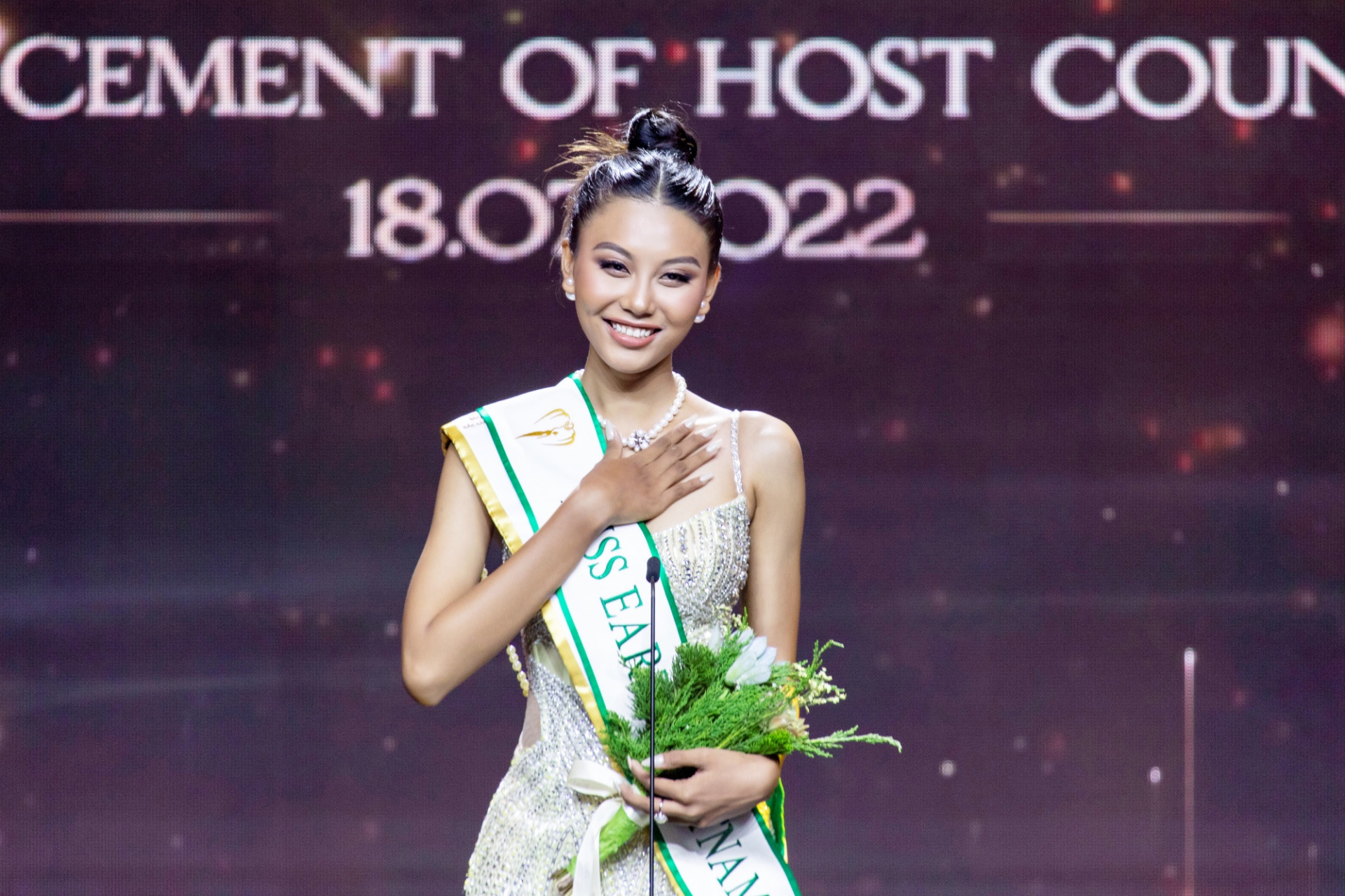 nong thuy hang khong duoc tham du miss earth 2022 ban to chuc noi gi1 nong thuy hang khong duoc tham du miss earth 2022 ban to chuc noi gi1