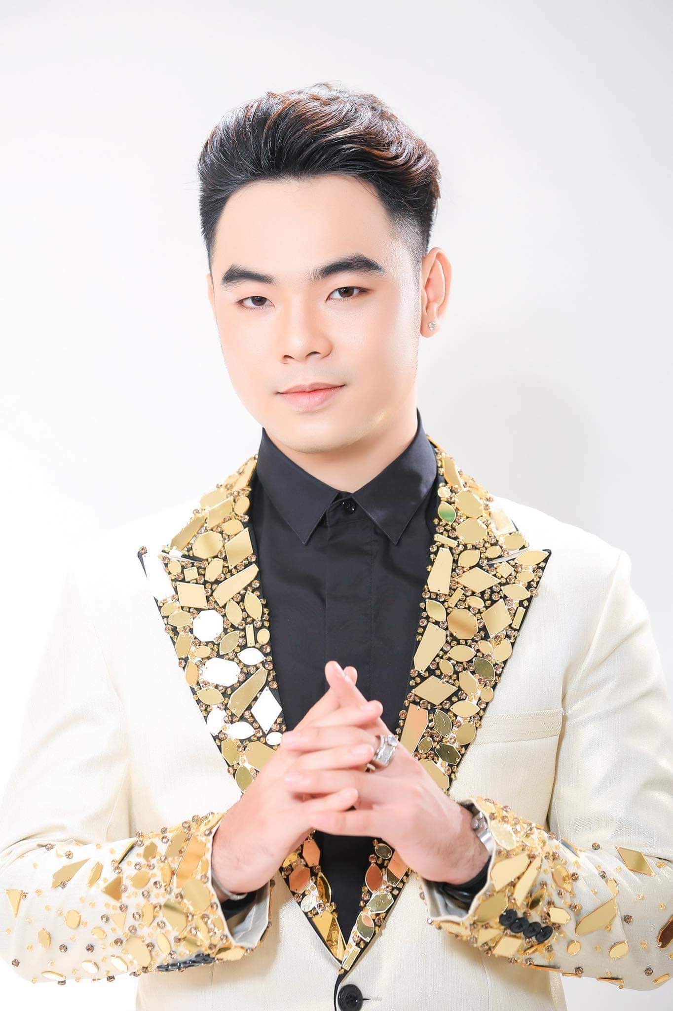hoc tro duy nhat cua ca si manh quynh om giac mo tre hoa dong nhac bolero1