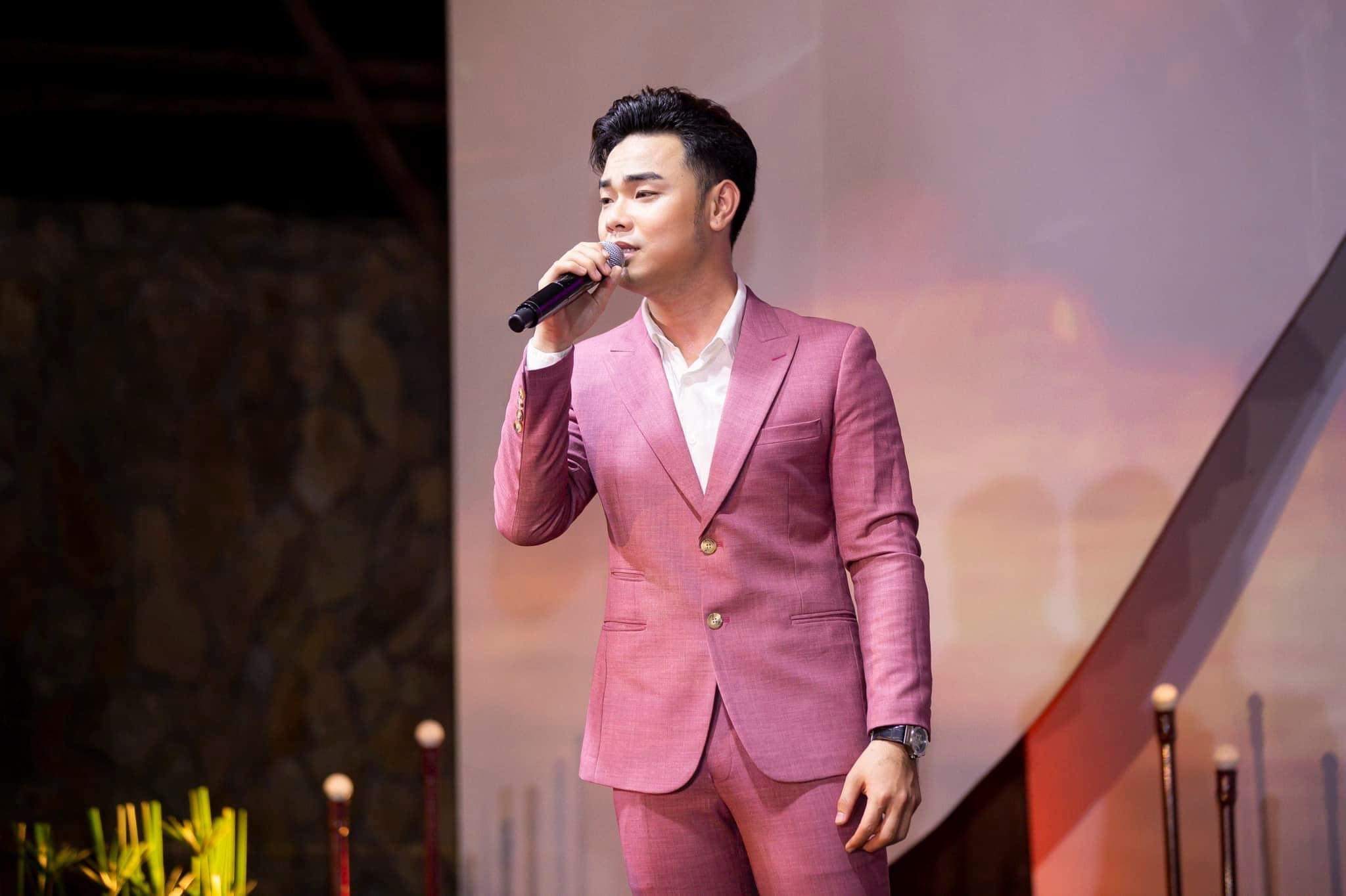 hoc tro duy nhat cua ca si manh quynh om giac mo tre hoa dong nhac bolero3