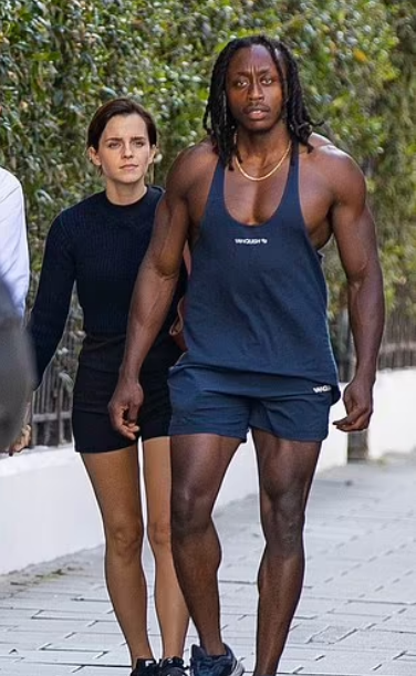 emma watson khoe dang san chac goi cam du da qua tuoi 30 1 emma watson khoe dang san chac goi cam du da qua tuoi 30 1