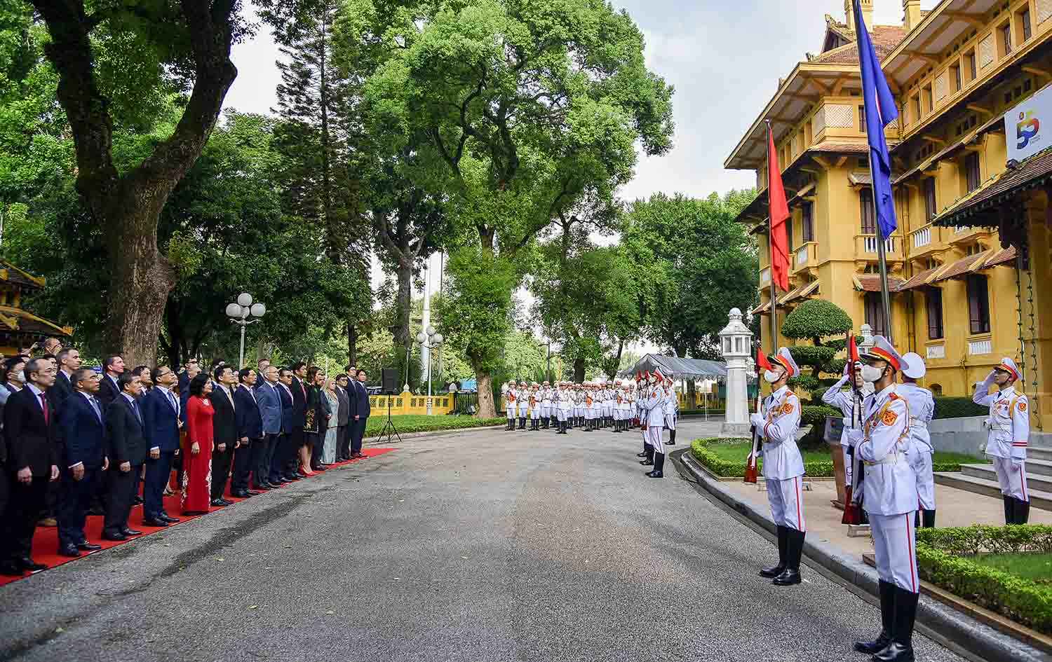 le thuong co ky niem 55 nam ngay thanh lap asean11 le thuong co ky niem 55 nam ngay thanh lap asean11