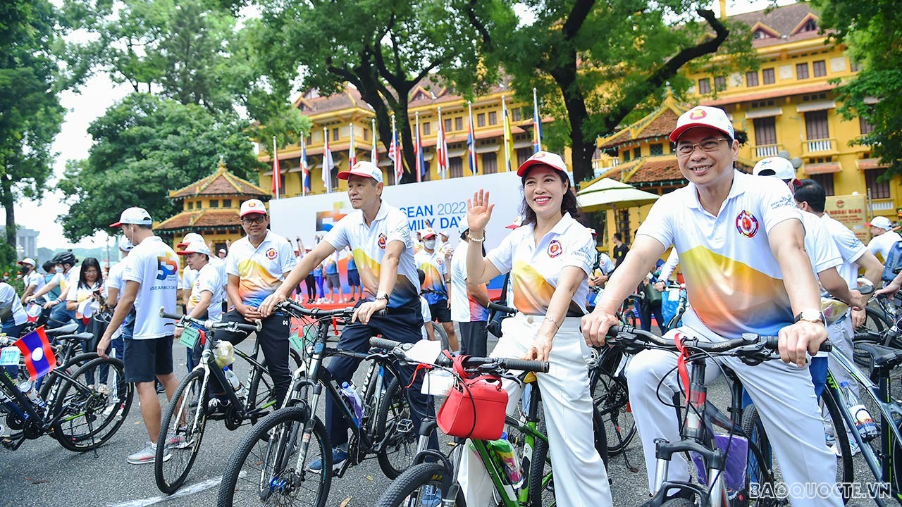 ngay gia dinh asean 2022 tinh than gia dinh tinh than asean luon chay mai1 ngay gia dinh asean 2022 tinh than gia dinh tinh than asean luon chay mai1