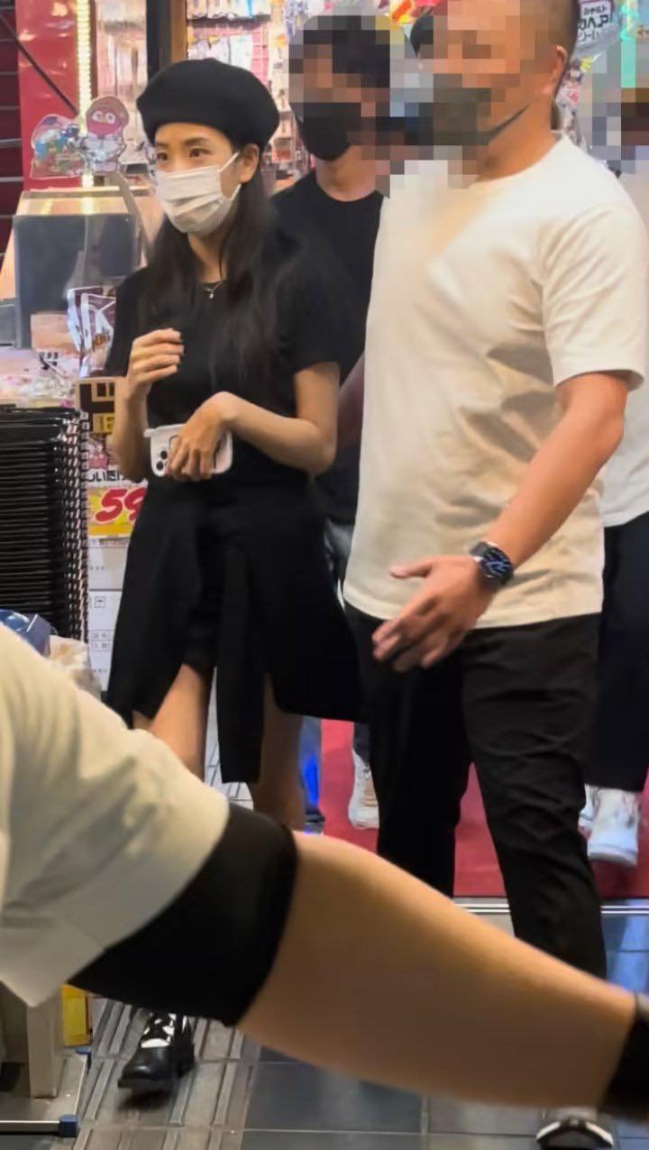 nghi van blackpink bi hacker tan cong dien thoai fan lo lang vi cach xu ly cua cong ty3 nghi van blackpink bi hacker tan cong dien thoai fan lo lang vi cach xu ly cua cong ty3