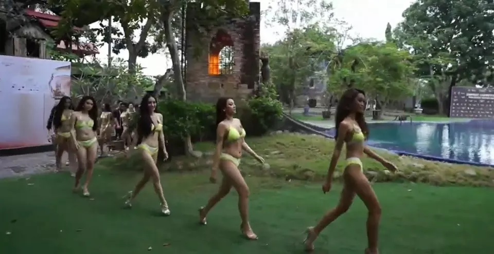thi sinh miss grand vietnam 2022 o phan thi ao tam lo ro bung mo body khac voi anh tren mang6 copy thi sinh miss grand vietnam 2022 o phan thi ao tam lo ro bung mo body khac voi anh tren mang6 copy