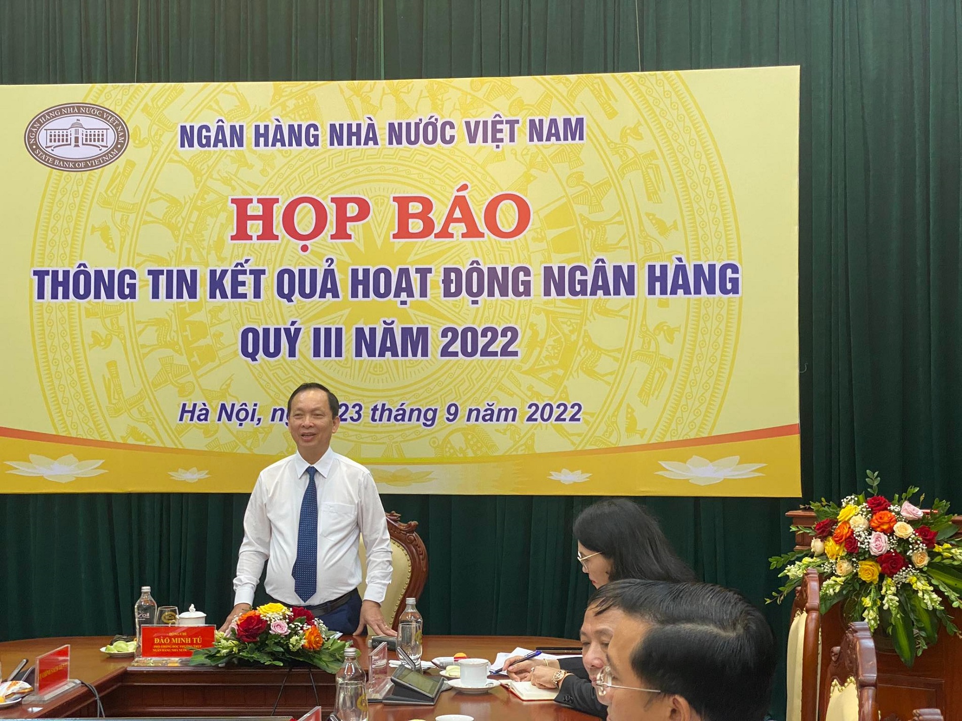 ngan hang nha nuoc vnd la mot trong nhung dong tien mat gia it nhat the gioi2 ngan hang nha nuoc vnd la mot trong nhung dong tien mat gia it nhat the gioi2
