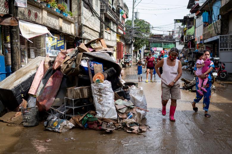 philippines bi tan pha nang ne do con bao noru7