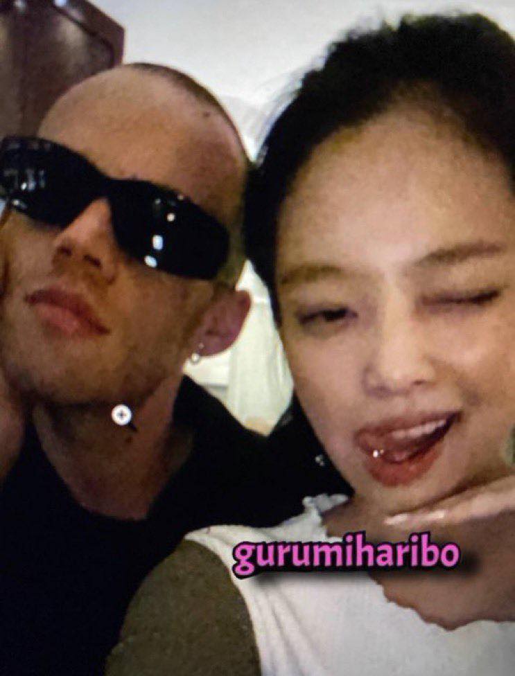 jennie blackpink tiep tuc bi phat tan anh nhay cam4 jennie blackpink tiep tuc bi phat tan anh nhay cam4