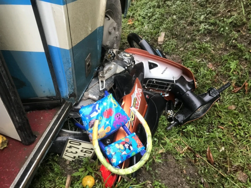 phu tho tai nan lien hoan trong mua 6 nguoi bi thuong dspl 1 phu tho tai nan lien hoan trong mua 6 nguoi bi thuong dspl 1