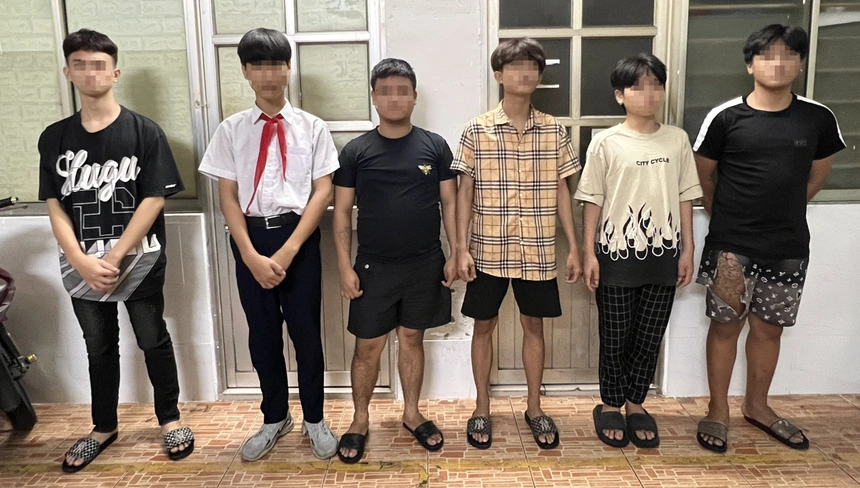 tin tuc phap luat moi nhat ngay 23 10 2022 trieu tap nhom hoc sinh chem nguoi o tp hcm dspl 2