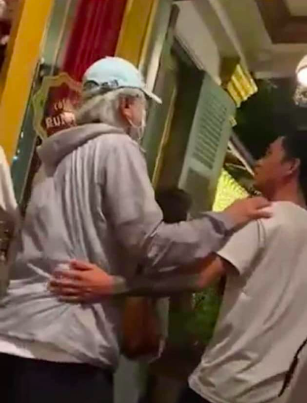 vua hai hong kong chau tinh tri bat ngo den viet nam1 vua hai hong kong chau tinh tri bat ngo den viet nam1