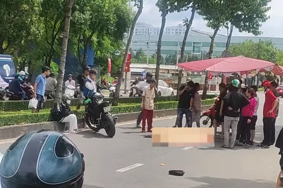 tp hcm nguoi di bo va cham voi mo to phan khoi lon tu vong tai cho tp hcm nguoi di bo va cham voi mo to phan khoi lon tu vong tai cho