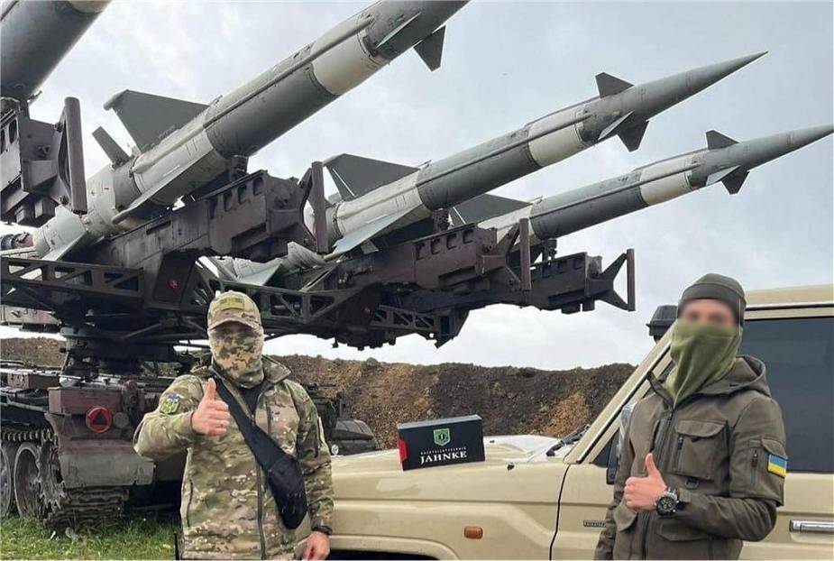 binh si ukraine dung he thong phong khong w 125 sc do ba lan san xuat1 binh si ukraine dung he thong phong khong w 125 sc do ba lan san xuat1