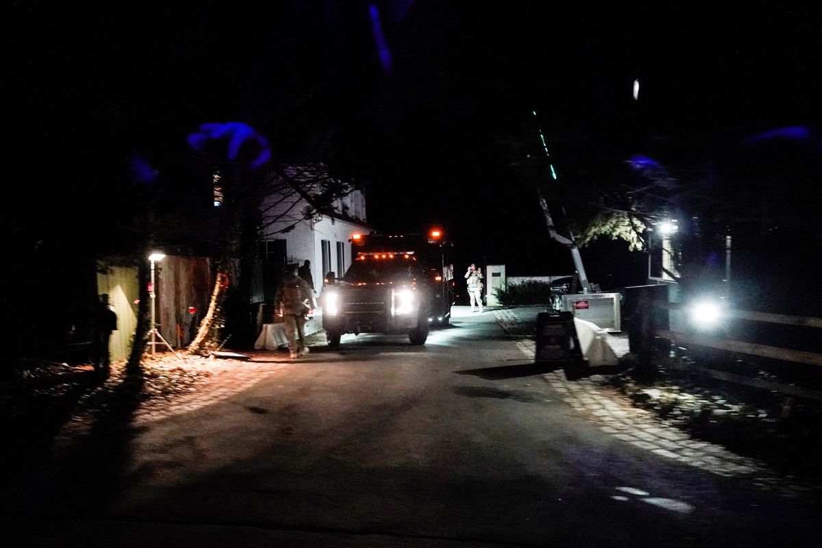 dang cong hoa yeu cau danh sach nguoi ra vao nha rieng cua tong thong biden2