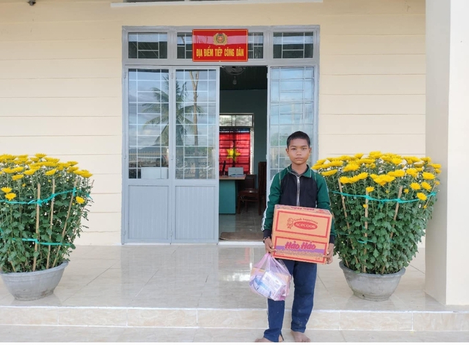 tim thay thieu nien sau 6 ngay that lac trong rung tim thay thieu nien sau 6 ngay that lac trong rung