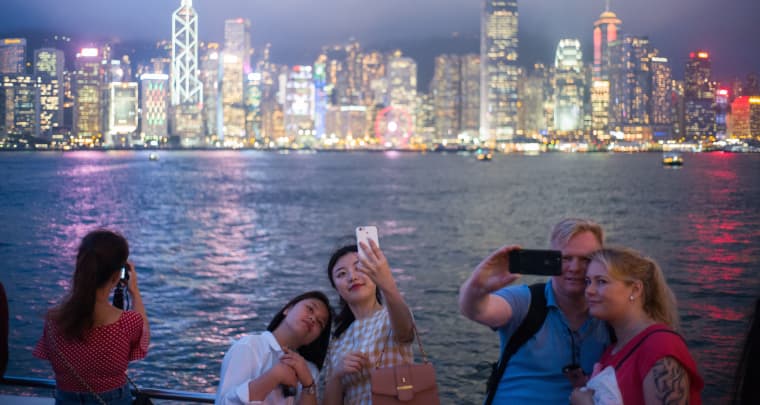 hong kong tang 500 000 ve may bay mien phi de vuc day nganh du lich hong kong tang 500 000 ve may bay mien phi de vuc day nganh du lich