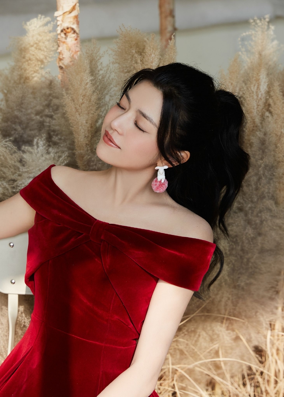 tin tuc sao hoa ngu moi nhat ngay 22 2 2023 trieu lo tu bi dai truyen hinh phe binh mu chu3 tin tuc sao hoa ngu moi nhat ngay 22 2 2023 trieu lo tu bi dai truyen hinh phe binh mu chu3