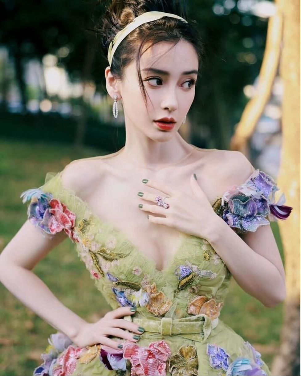 angelababy dam don kien doi boi thuong so tien khung vi bi xuc pham anh 1 angelababy dam don kien doi boi thuong so tien khung vi bi xuc pham anh 1