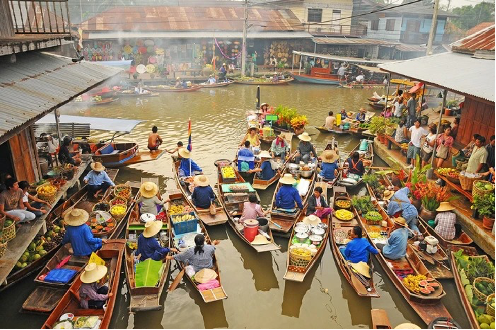 5 khu cho noi ngay canh bangkok nhat dinh phai den5