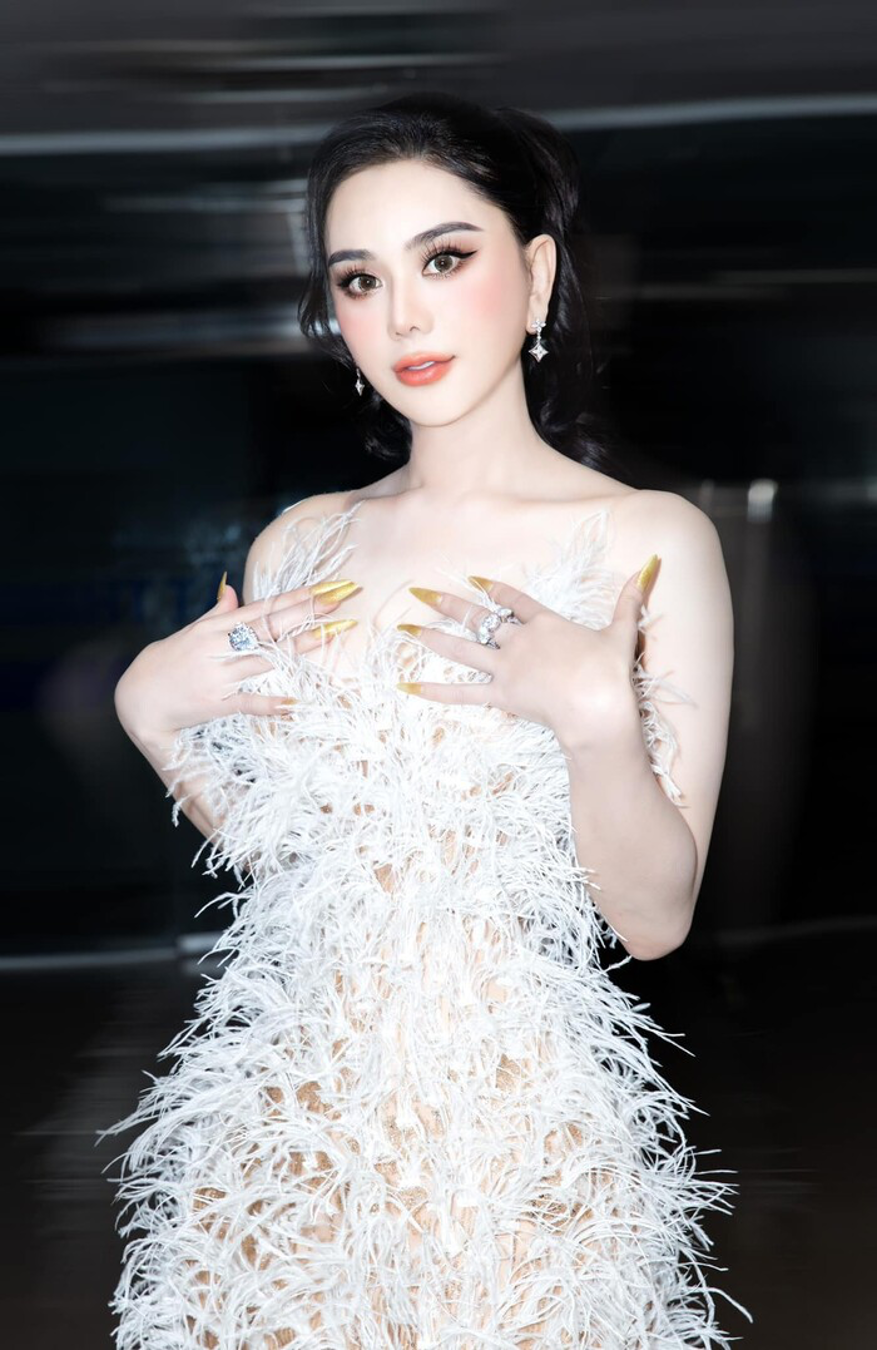 thai do lam khanh chi khi bi de y nhan kim cuong to2 thai do lam khanh chi khi bi de y nhan kim cuong to2