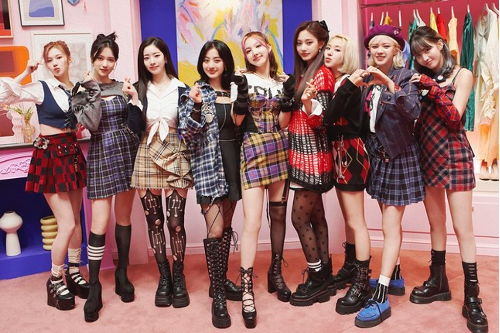 twice comeback voi dia don tieng anh lam fans dung ngoi khong yen3 twice comeback voi dia don tieng anh lam fans dung ngoi khong yen3