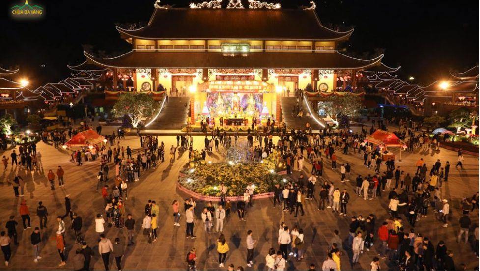 top 5 le hoi mua xuan noi tieng khien nguoi dan nao nuc2 top 5 le hoi mua xuan noi tieng khien nguoi dan nao nuc2